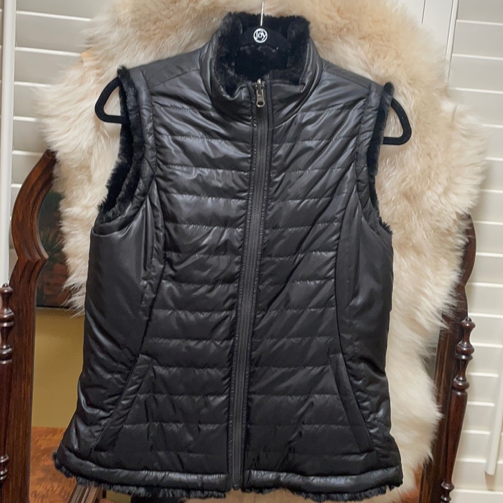 Faux fur reversible Vest